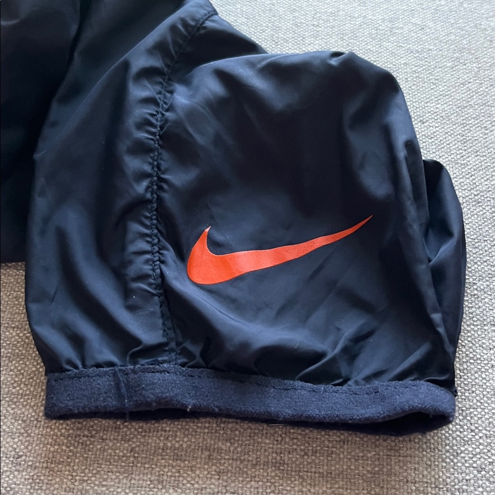 Chicago Bears Navy Blue Windbreaker - Picture 10 of 10